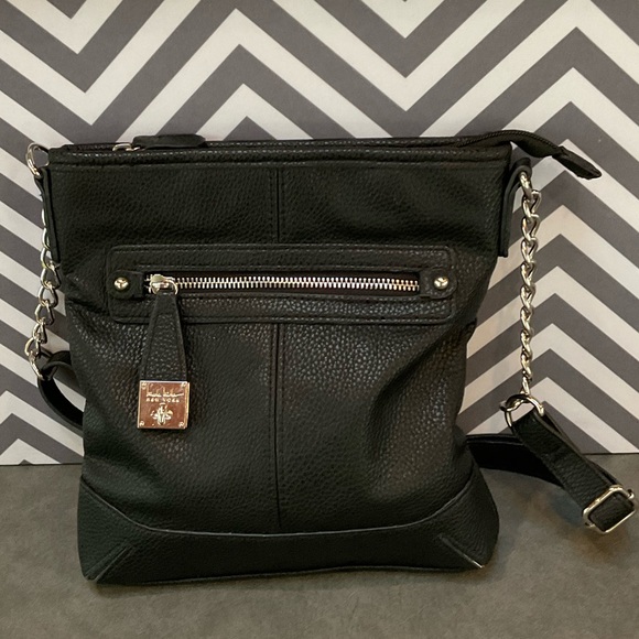 kate spade Handbags - Kate Spade Leather Cross Body Adjustable Bag 🔥